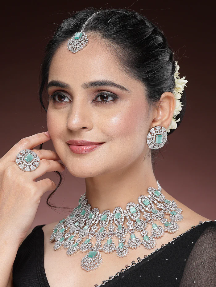 Featured accessories